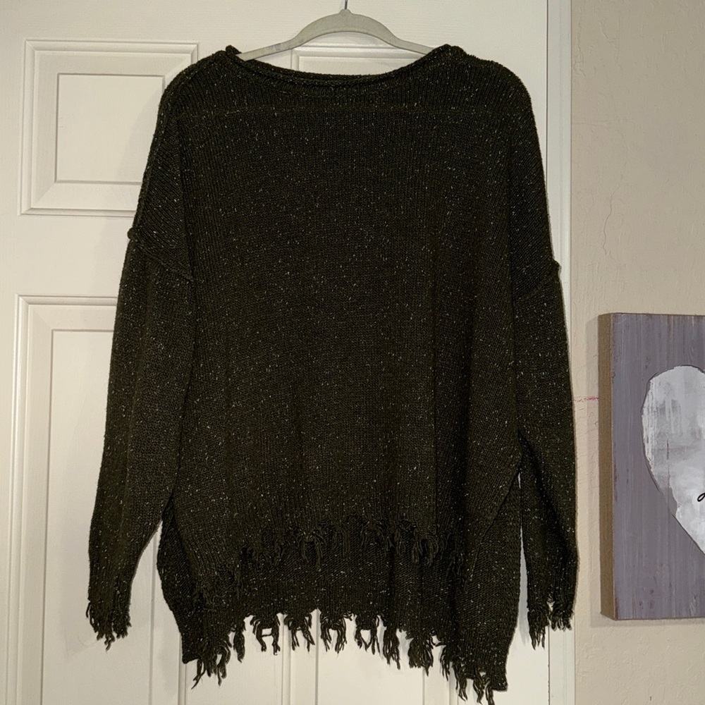 SHEIN Curve Green Distressed Knit Sweater
